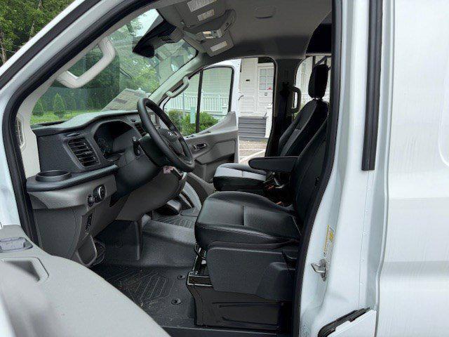 Photo of 2024 Oxford White Ford Transit-150
