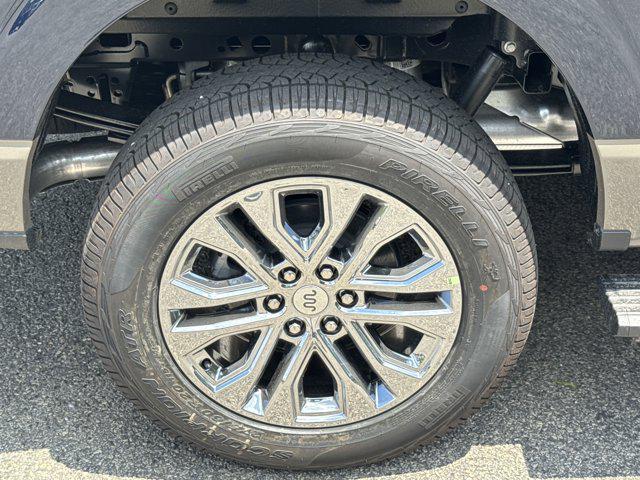 Photo of 2025 Star White Metallic Tri-Coat Ford F-150