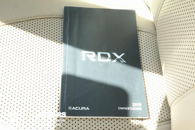 Photo of 2019 White Diamond Pearl Acura RDX