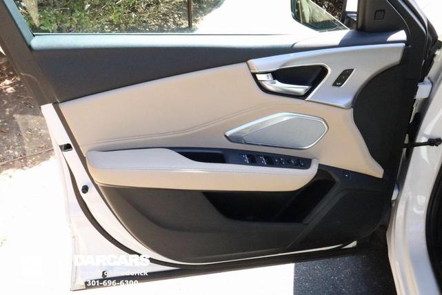 Photo of 2019 White Diamond Pearl Acura RDX