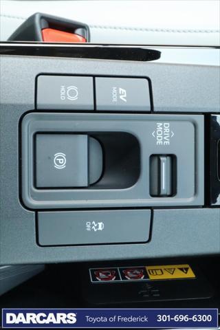 Photo of 2025 Guardian Gray Toyota Prius