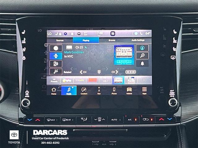 Photo of 2023 Diamond Black Crystal Pearlcoat Jeep Wagoneer L