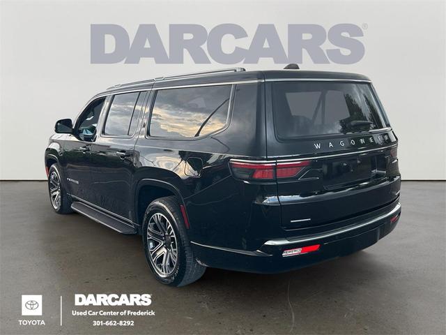 Photo of 2023 Diamond Black Crystal Pearlcoat Jeep Wagoneer L