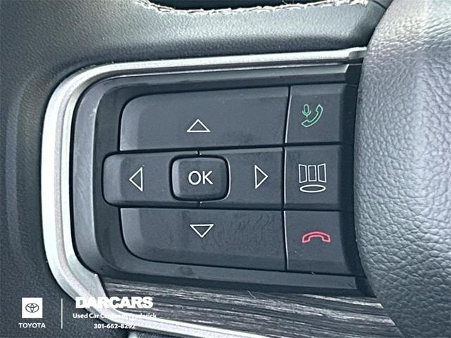 Photo of 2023 Diamond Black Crystal Pearlcoat Jeep Wagoneer L