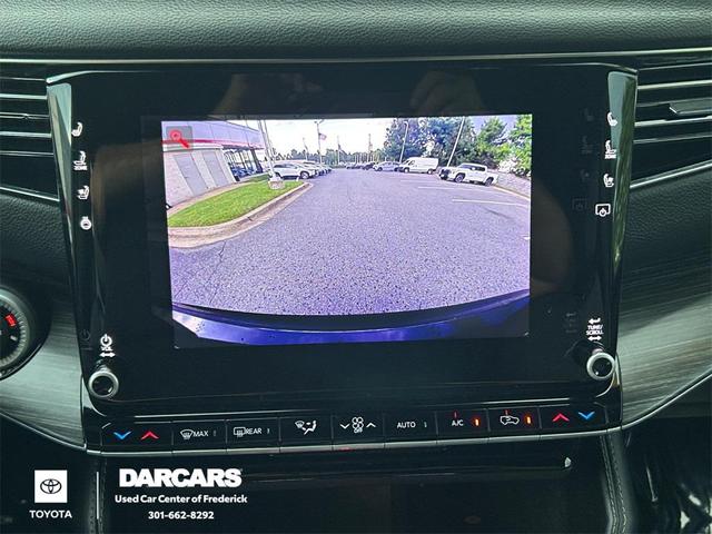 Photo of 2023 Diamond Black Crystal Pearlcoat Jeep Wagoneer L