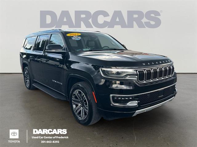 Photo of 2023 Diamond Black Crystal Pearlcoat Jeep Wagoneer L