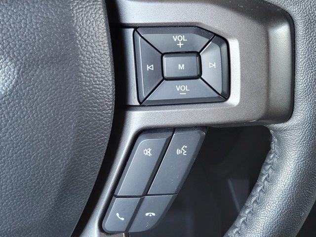 Photo of 2019 MAGNETIC METALLIC Ford Expedition