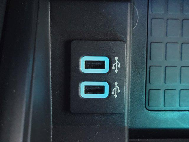 Photo of 2019 MAGNETIC METALLIC Ford Expedition