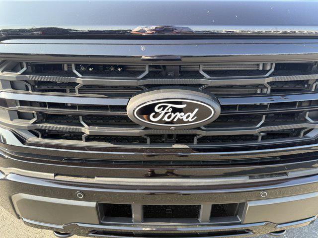 Photo of 2025 AGATE BLACK METALLIC Ford F-150