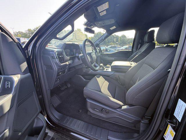 Photo of 2025 AGATE BLACK METALLIC Ford F-150