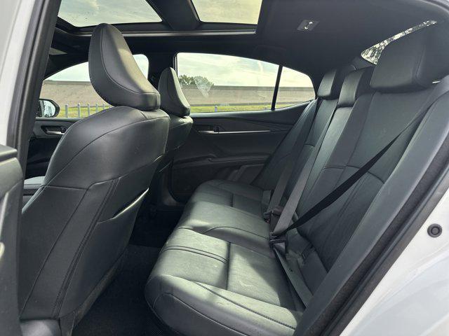 Photo of 2025 Wind Chill Pearl Toyota Camry