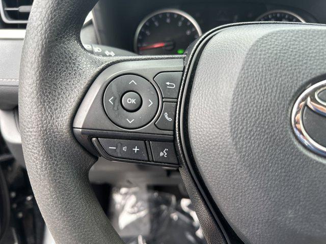 Photo of 2021 Midnight Black Metallic Toyota RAV4