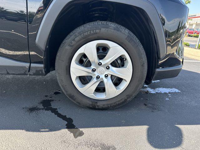 Photo of 2021 Midnight Black Metallic Toyota RAV4