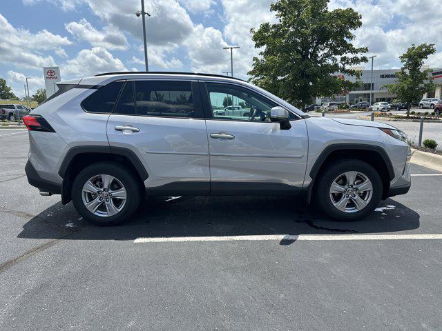 Photo of 2024 Silver Sky Metallic Toyota RAV4 Hybrid