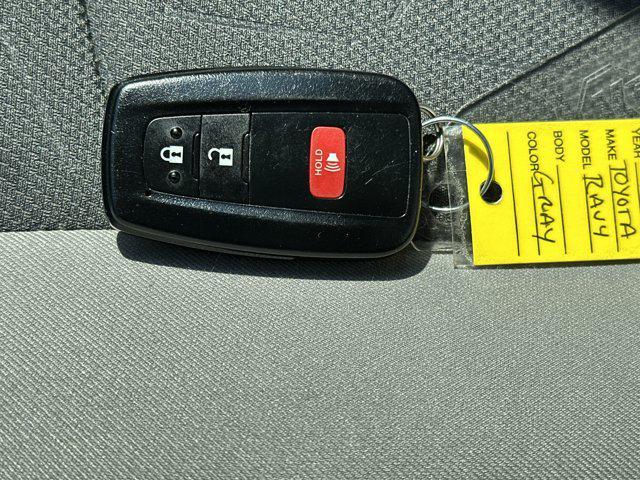 Photo of 2022 Magnetic Gray Metallic Toyota RAV4 Hybrid