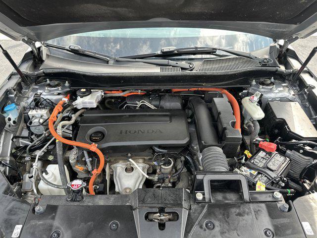 Photo of 2023 Lunar Silver Metallic Honda CR-V Hybrid