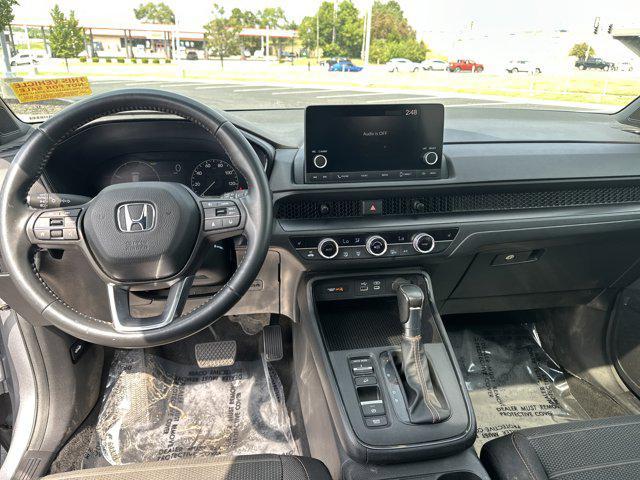 Photo of 2023 Lunar Silver Metallic Honda CR-V Hybrid