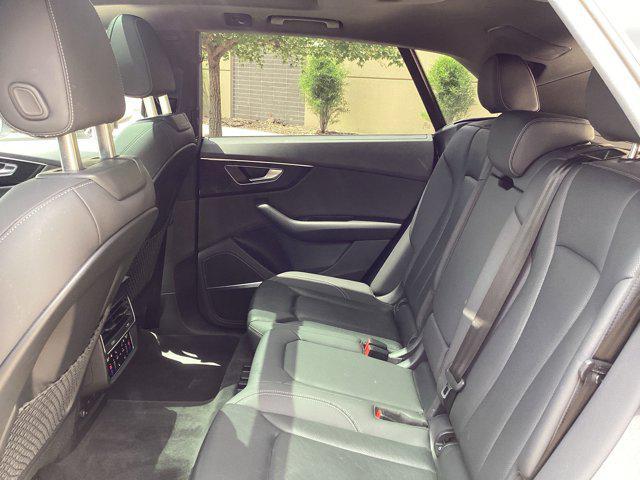 Photo of 2021 Orca Black Metallic Audi Q8
