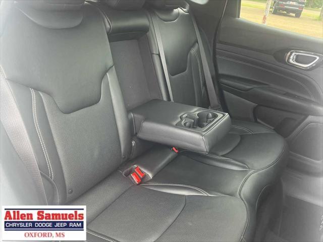 Photo of 2022 Bright White Clearcoat Jeep Compass