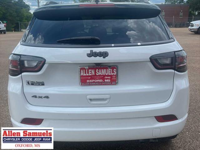 Photo of 2022 Bright White Clearcoat Jeep Compass