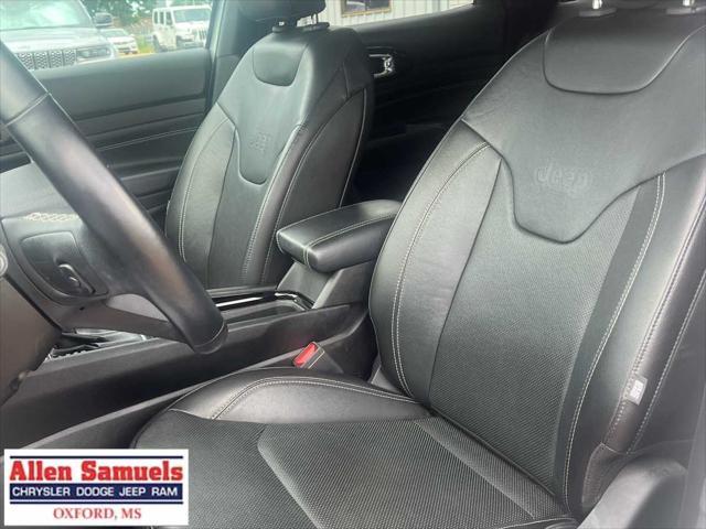 Photo of 2022 Bright White Clearcoat Jeep Compass