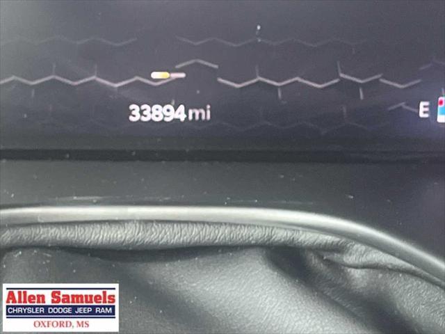 Photo of 2022 Bright White Clearcoat Jeep Compass