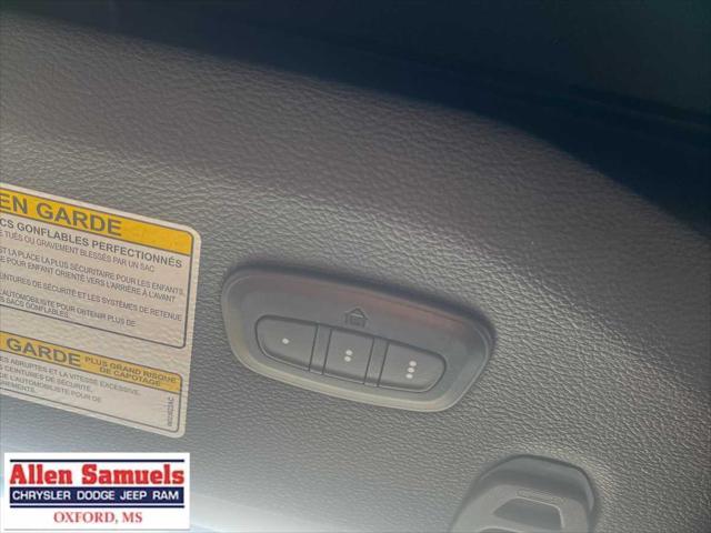 Photo of 2022 Bright White Clearcoat Jeep Wrangler Unlimited