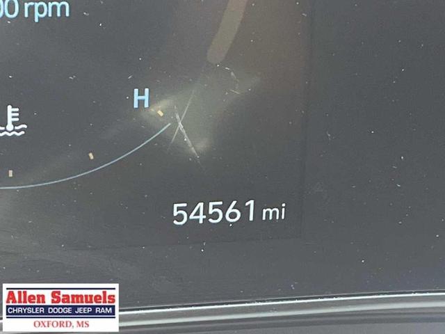 Photo of 2024 Cyber Gray Metallic Hyundai KONA