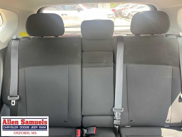 Photo of 2024 Cyber Gray Metallic Hyundai KONA