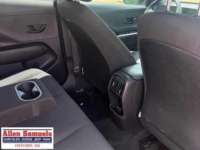 Photo of 2024 Cyber Gray Metallic Hyundai KONA