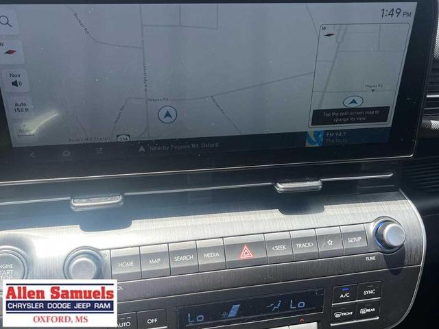 Photo of 2024 Cyber Gray Metallic Hyundai KONA
