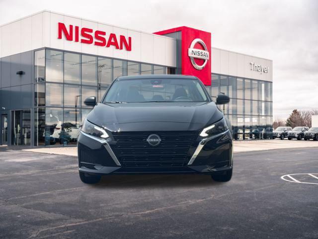 Photo of 2025 Super Black Nissan Altima