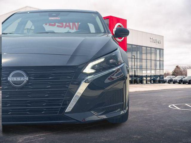 Photo of 2025 Super Black Nissan Altima