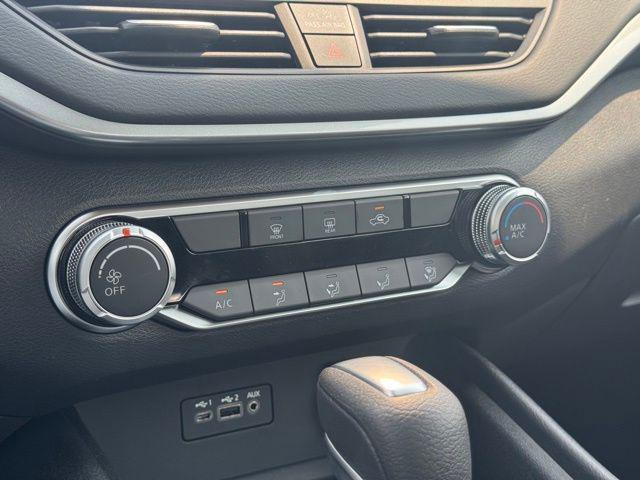 Photo of 2025 Super Black Nissan Altima