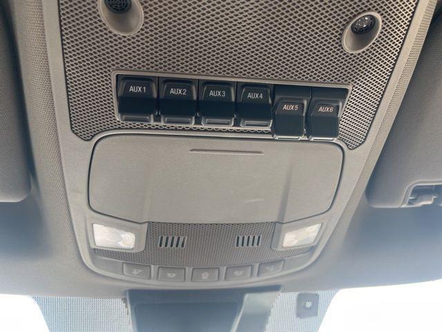 Photo of 2022 Blue Metallic Ford F-450