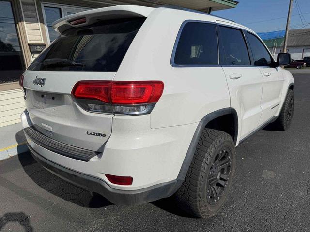 Photo of 2015 Bright White Clearcoat Jeep Grand Cherokee