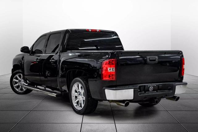 Photo of 2013 Black Chevrolet Silverado 1500