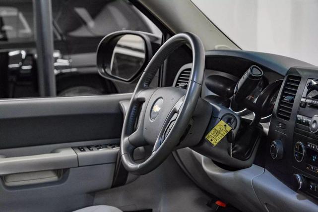 Photo of 2013 Black Chevrolet Silverado 1500