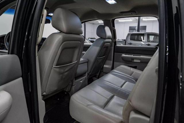 Photo of 2013 Black Chevrolet Silverado 1500