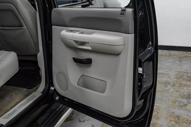 Photo of 2013 Black Chevrolet Silverado 1500