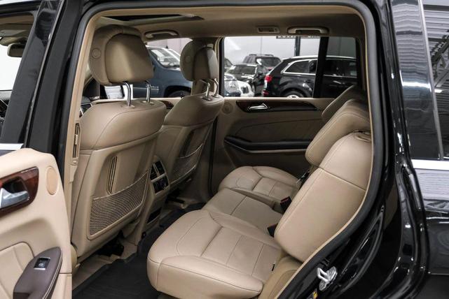 Photo of 2015 Black Mercedes-Benz GL-Class
