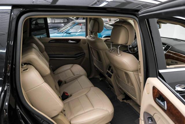 Photo of 2015 Black Mercedes-Benz GL-Class
