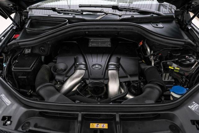 Photo of 2015 Black Mercedes-Benz GL-Class
