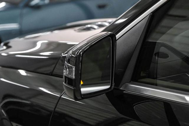 Photo of 2015 Black Mercedes-Benz GL-Class