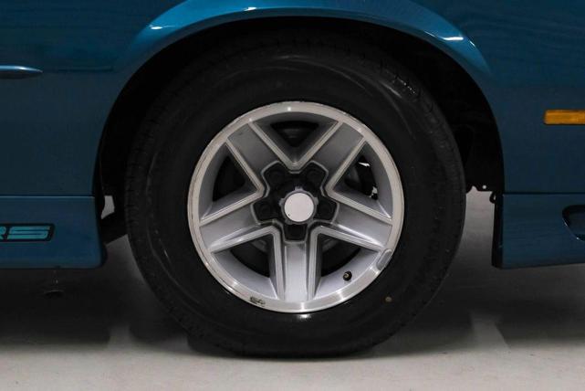 Photo of 1991 Blue Chevrolet Camaro