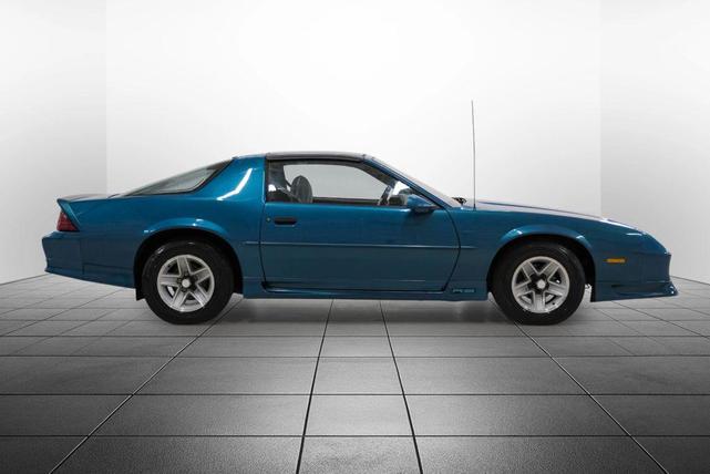 Photo of 1991 Blue Chevrolet Camaro