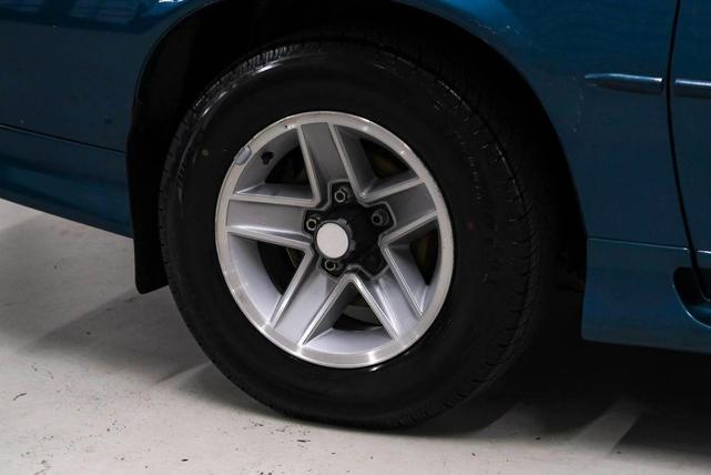 Photo of 1991 Blue Chevrolet Camaro