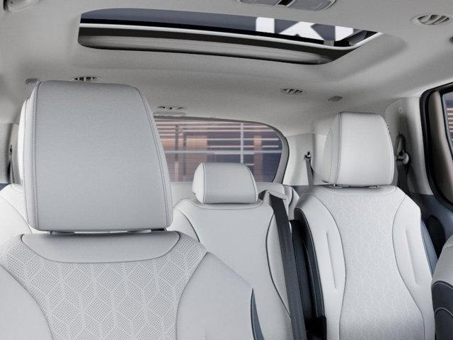Photo of 2026 Ivory Silver Kia Carnival Hybrid