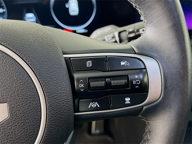 Photo of 2024 Glacier White Pearl Kia Sportage