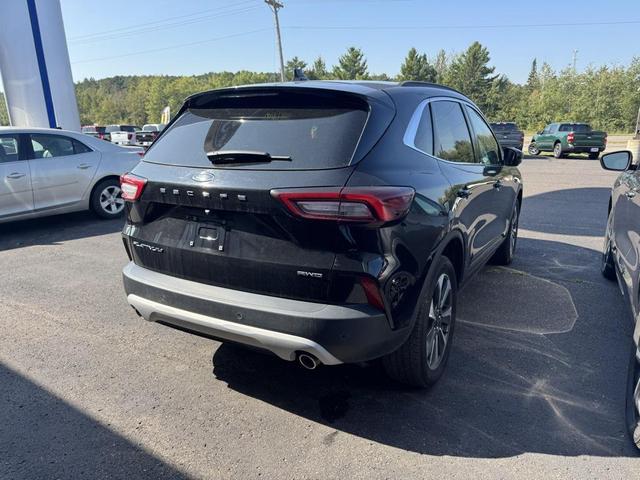 Photo of 2024 Black Ford Escape